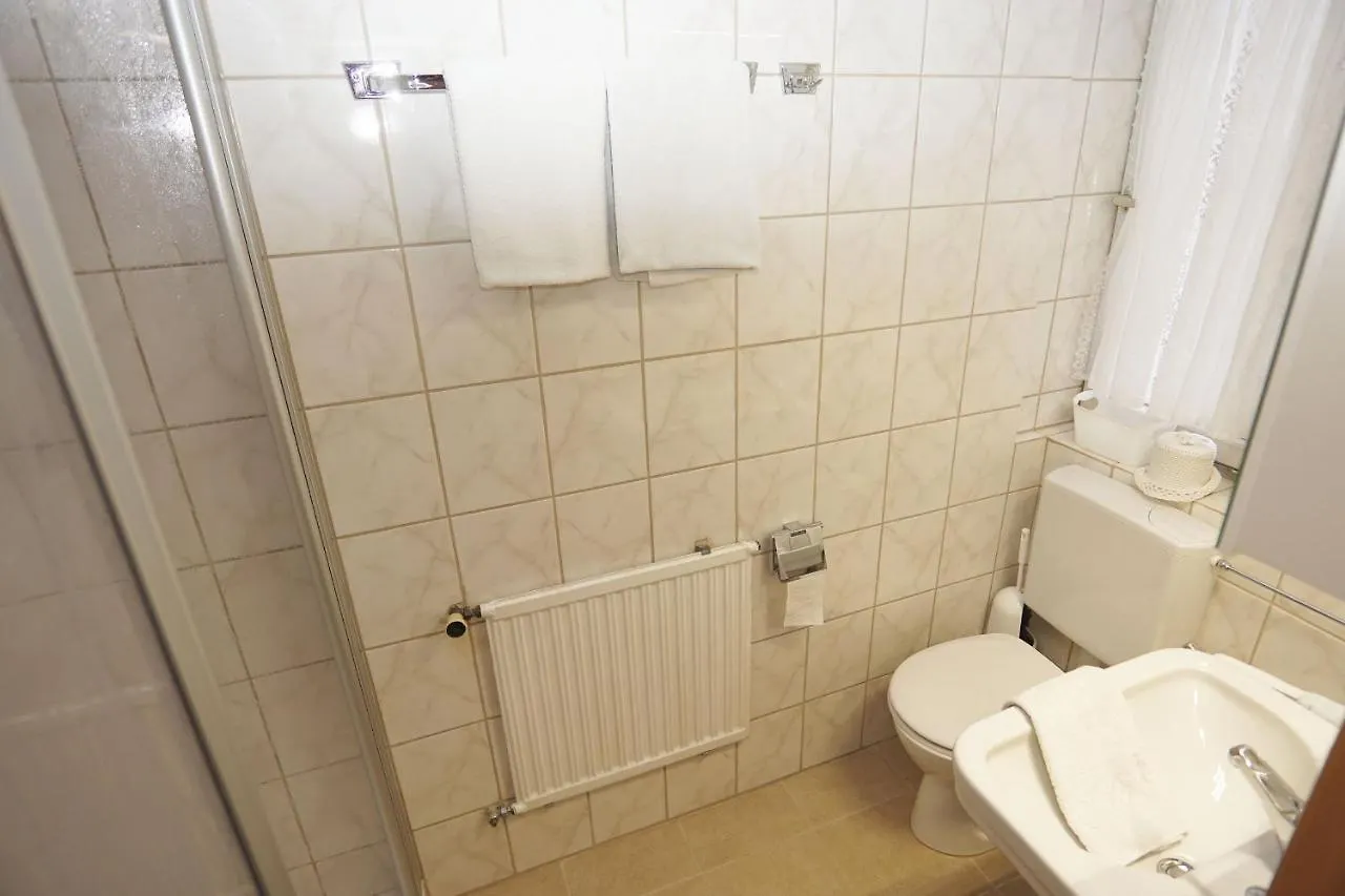 Appartementhaus Regner Reit im Winkl Hotel